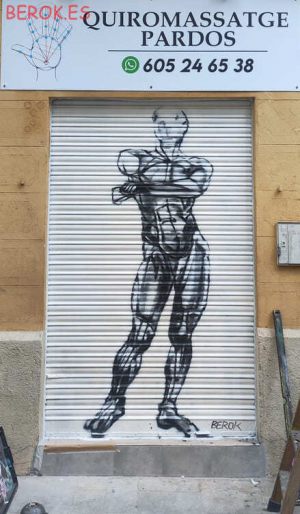 Graffiti Persiana Quiromassatge Pardos 300x100000